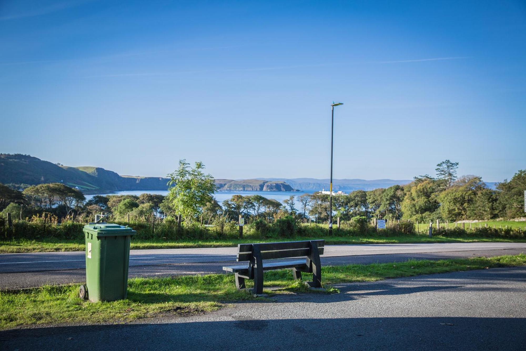 Sea Front Cottage Uig  Exterior photo